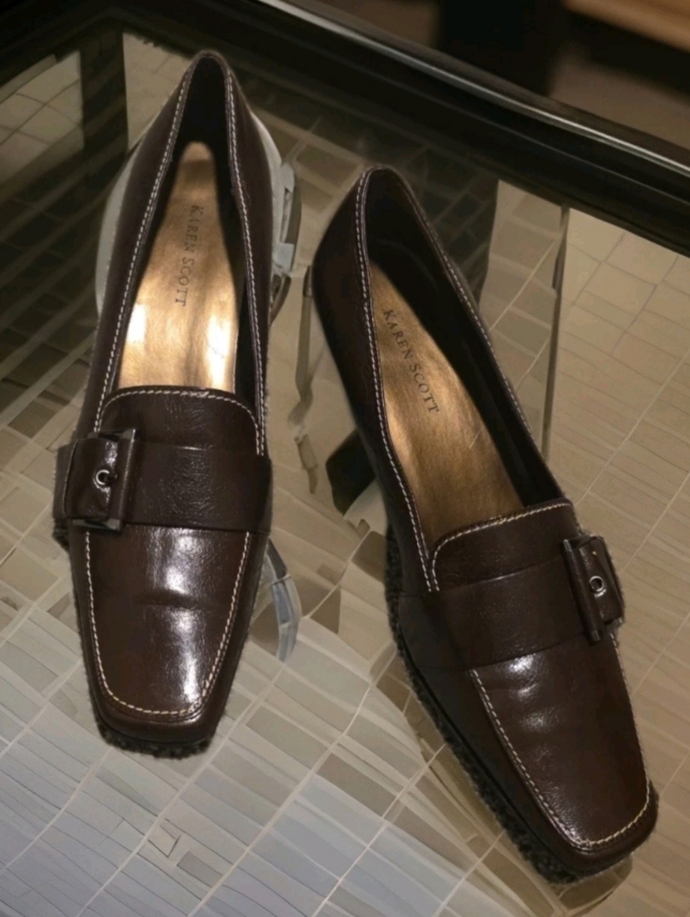 Karen Scott Connley Brown Leather Kitten Heels With Buckle Accent Sz 7.5.